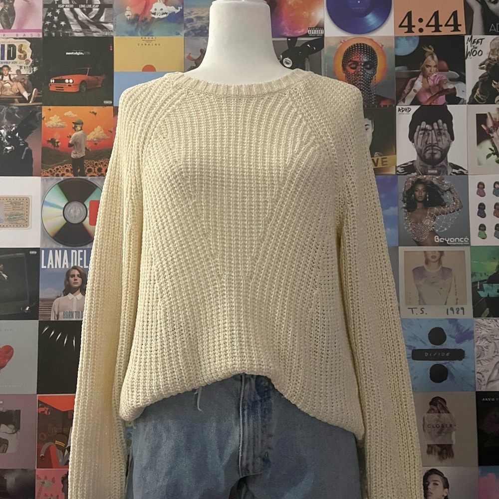 H&M Cream Fringe Sweater - New Without Tags🍦🍂